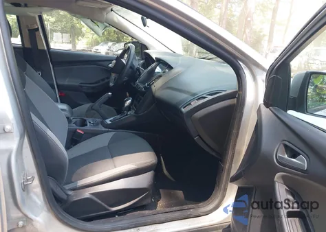 2014 Ford Focus Se z USA, uszkodzony, nr VIN 1FADP3K28EL276273